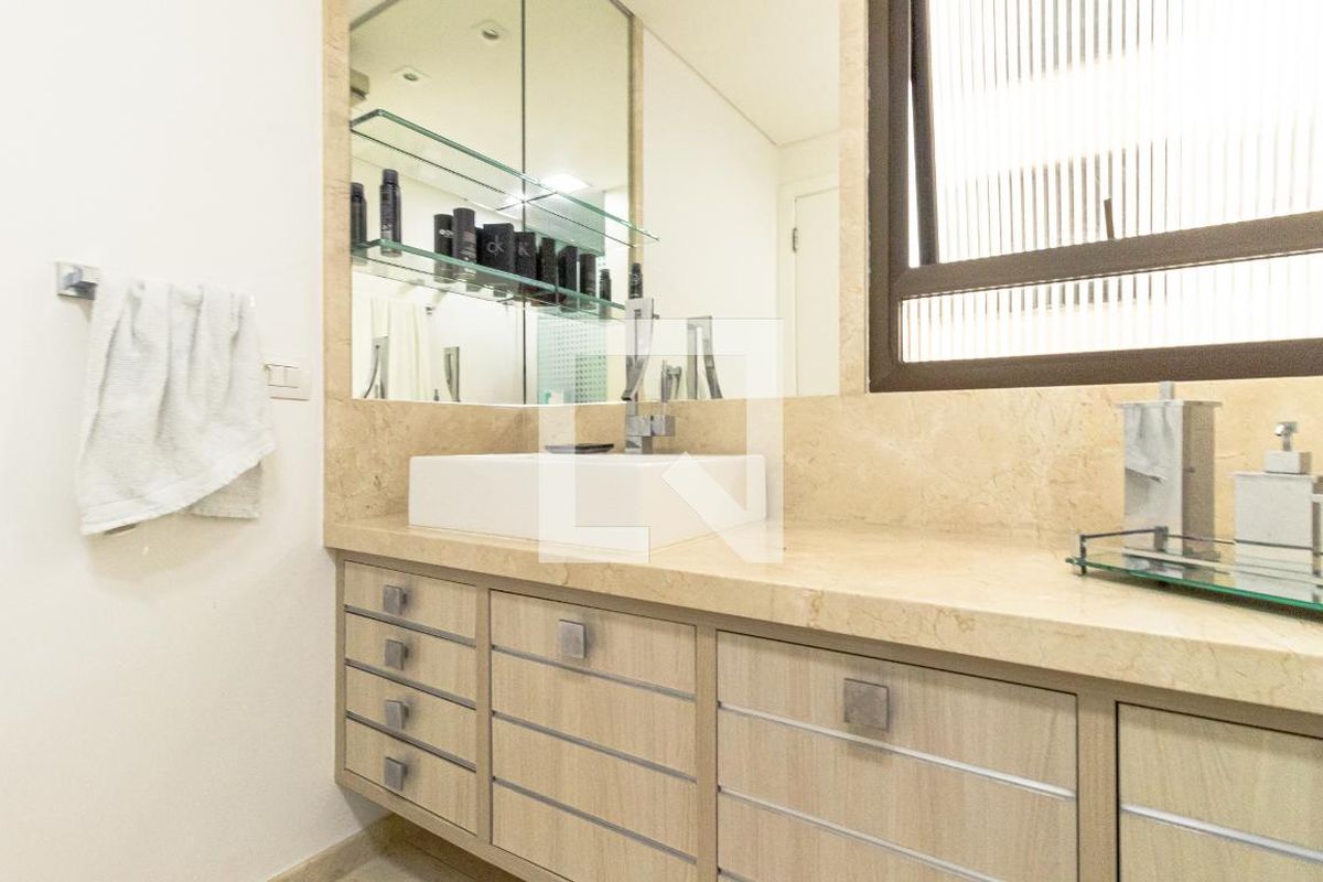 Apartamento, 4 quartos, 216 m² - Foto 88