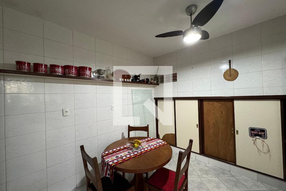 Casa, 4 quartos, 300 m² - Foto 68