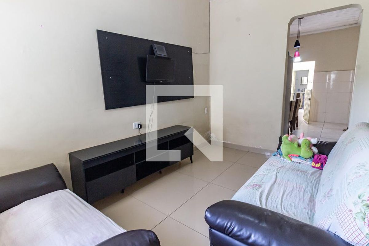 Casa, 2 quartos, 72 m² - Foto 2