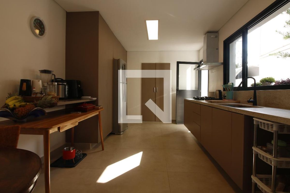 Casa, 3 quartos, 360 m² - Foto 106