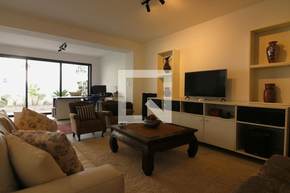 Casa, 3 quartos, 360 m² - Foto 30