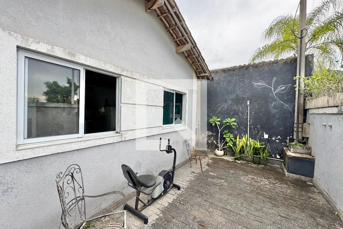 Casa, 2 quartos, 240 m² - Foto 64