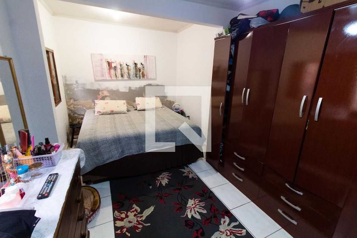 Casa à Venda - Jardim Santana, 2 Quartos,  147 m2 em , Campinas - sp | SoloBR
