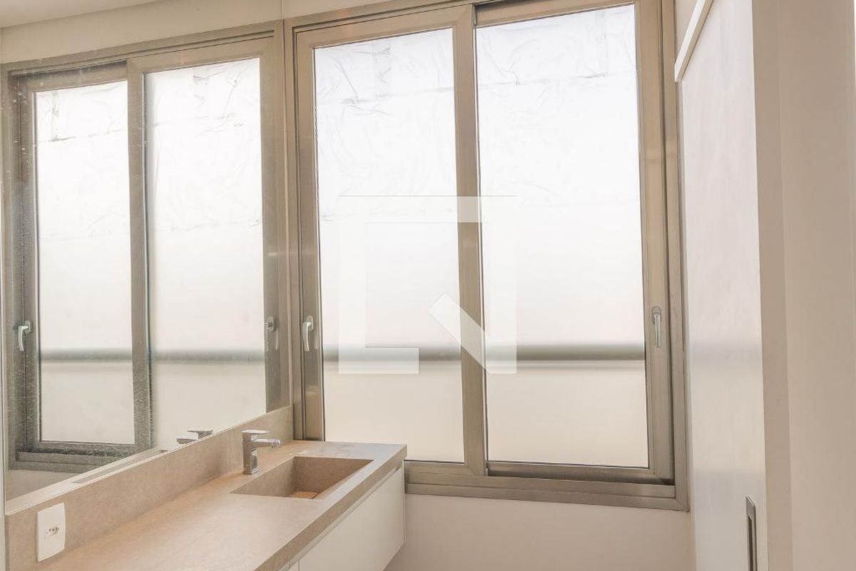 Apartamento à Venda - Cambuí, 2 Quartos,  148 m2 em , Campinas - sp | SoloBR