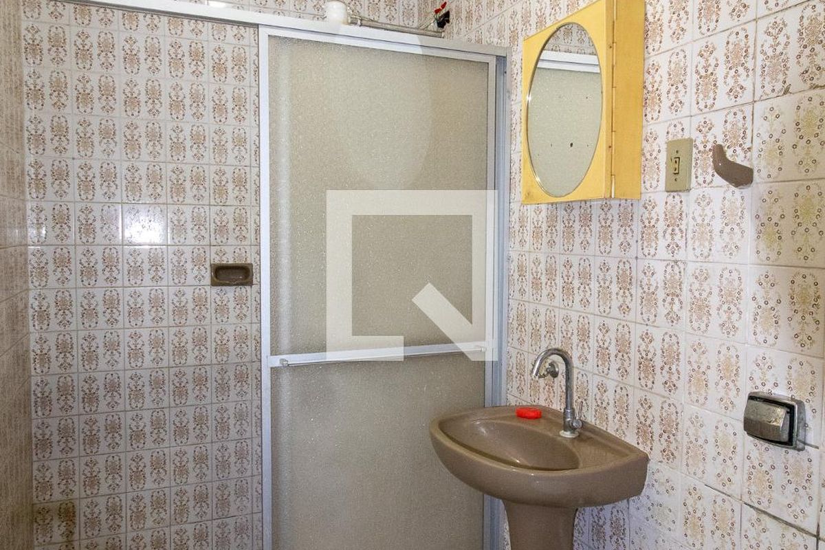 Casa à Venda - Taquaral, 2 Quartos,  250 m2 em , Campinas - sp | SoloBR