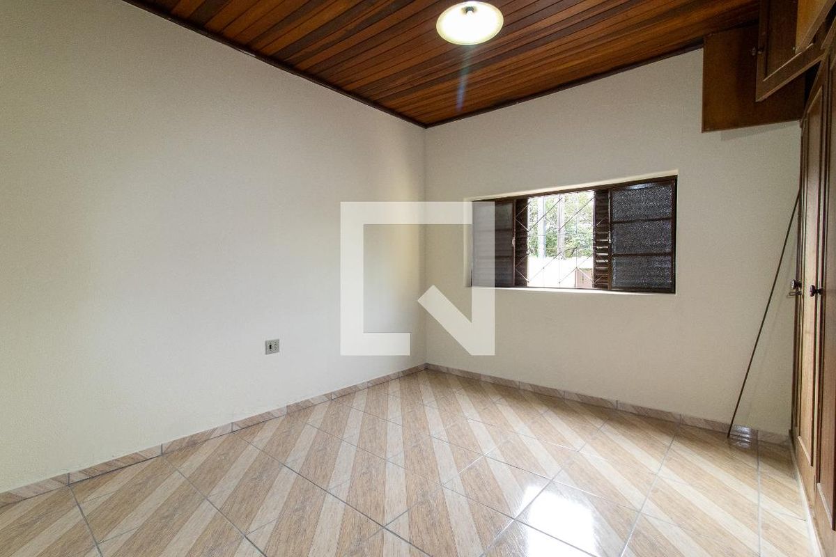 Casa à Venda - Taquaral, 2 Quartos,  250 m2 em , Campinas - sp | SoloBR