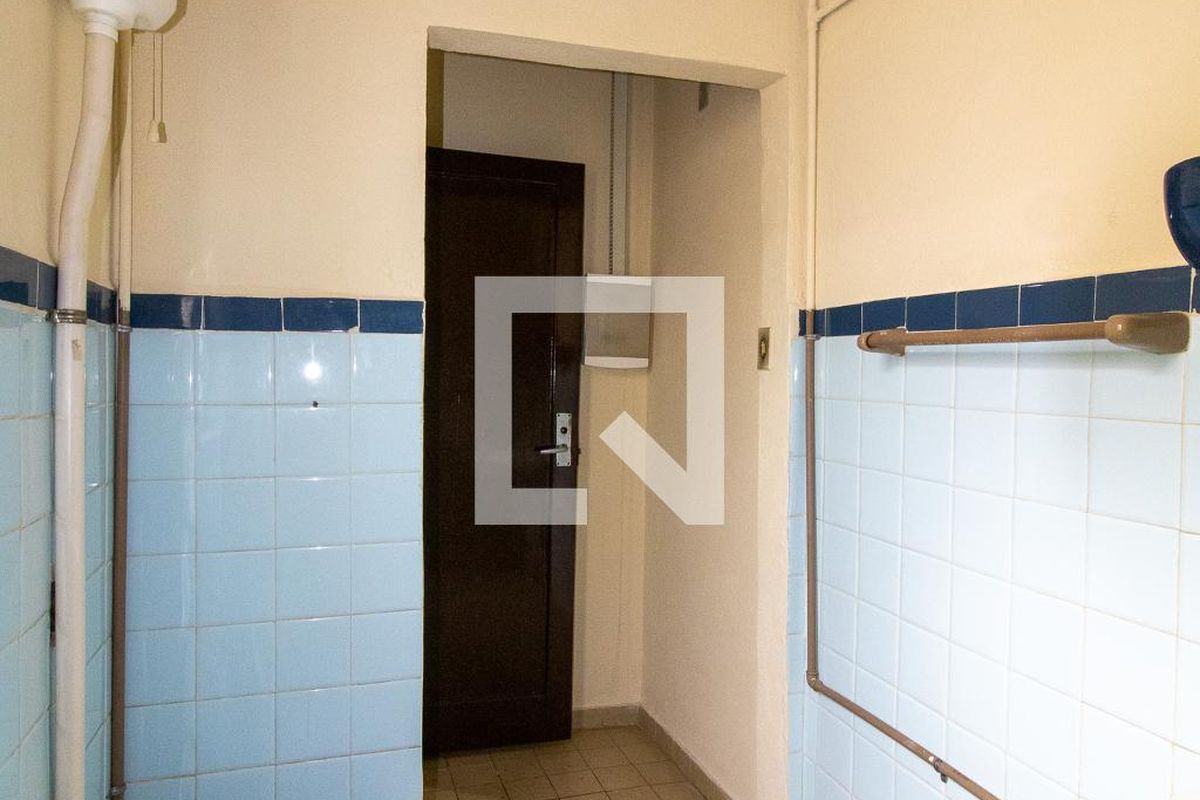 Casa à Venda - Taquaral, 2 Quartos,  250 m2 em , Campinas - sp | SoloBR
