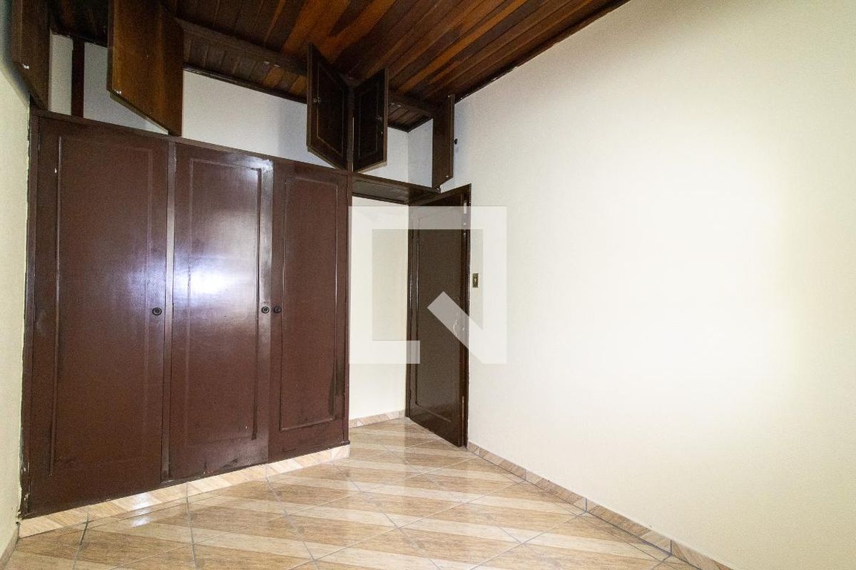 Casa à Venda - Taquaral, 2 Quartos,  250 m2 em , Campinas - sp | SoloBR