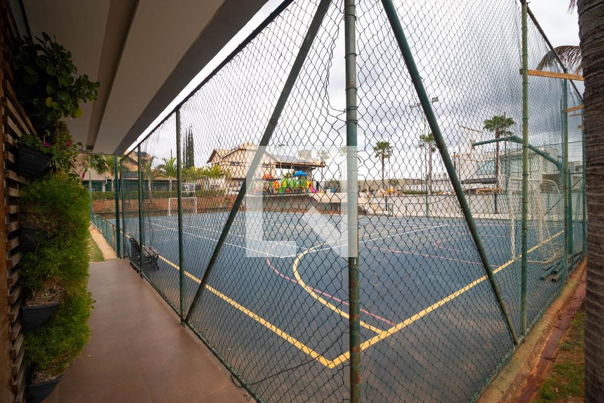 Casa à Venda - Swiss Park, 3 Quartos,  268 m2 em , Campinas - sp | SoloBR
