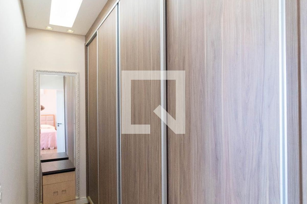 Casa à Venda - Swiss Park, 3 Quartos,  268 m2 em , Campinas - sp | SoloBR