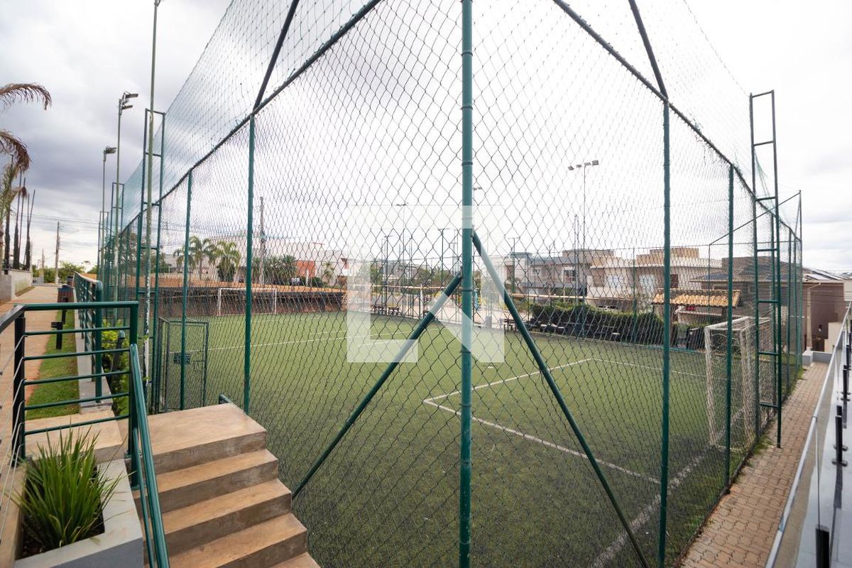 Casa à Venda - Swiss Park, 3 Quartos,  268 m2 em , Campinas - sp | SoloBR