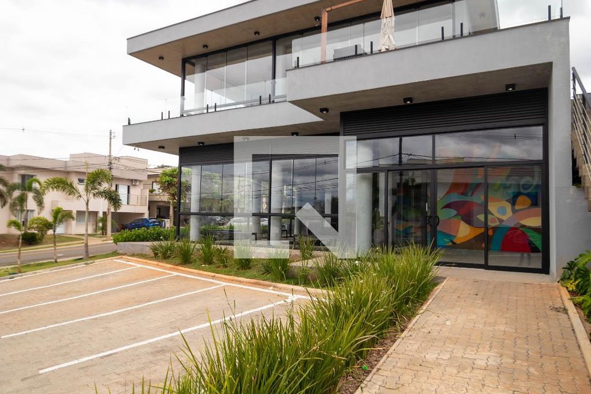 Casa à Venda - Swiss Park, 3 Quartos,  268 m2 em , Campinas - sp | SoloBR