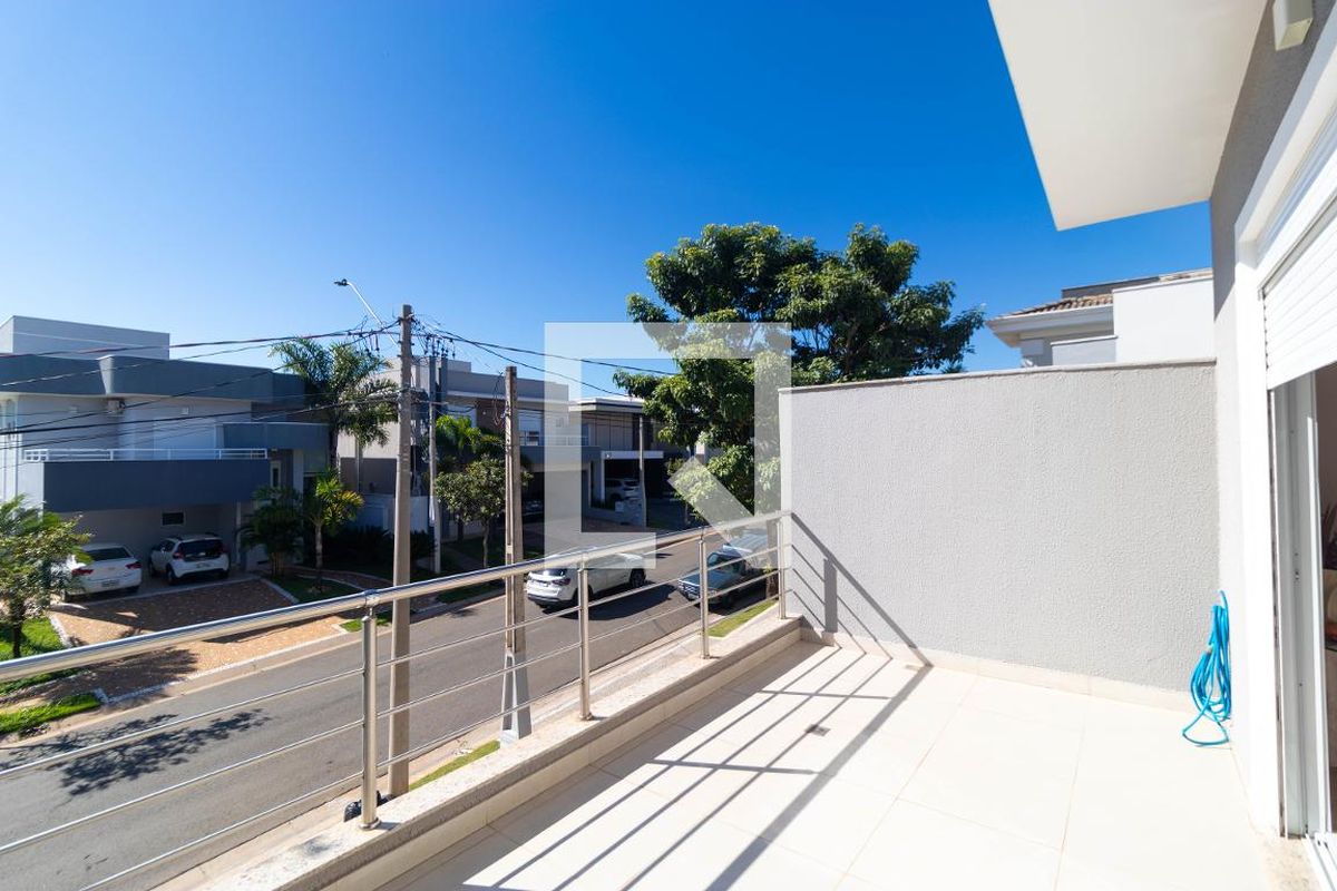 Casa à Venda - Swiss Park, 3 Quartos,  268 m2 em , Campinas - sp | SoloBR