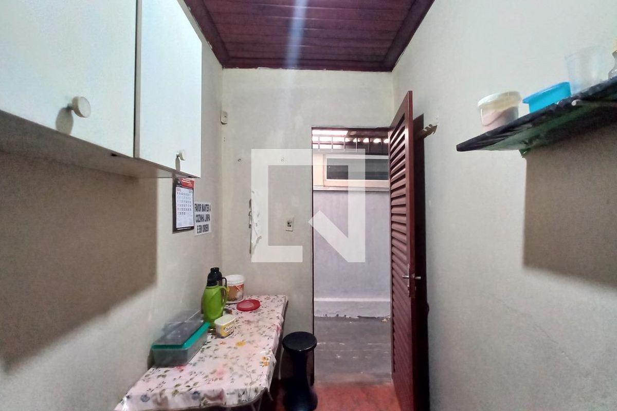 Casa à Venda - Cambuí, 3 Quartos,  110 m2 em , Campinas - sp | SoloBR