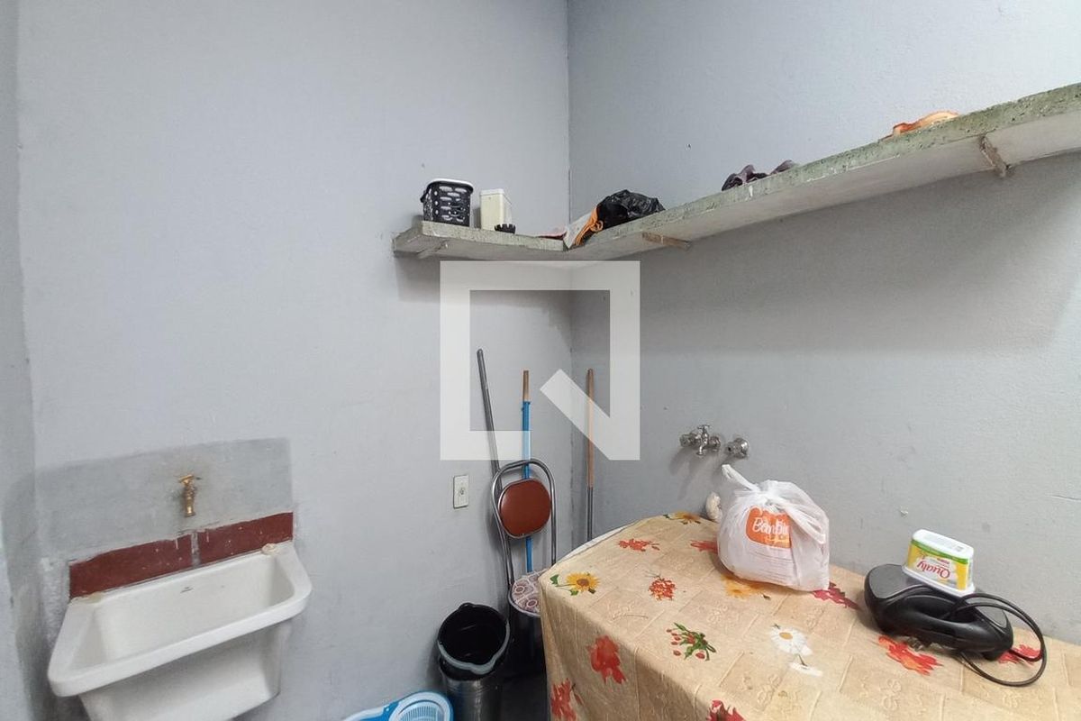 Casa à Venda - Cambuí, 3 Quartos,  110 m2 em , Campinas - sp | SoloBR
