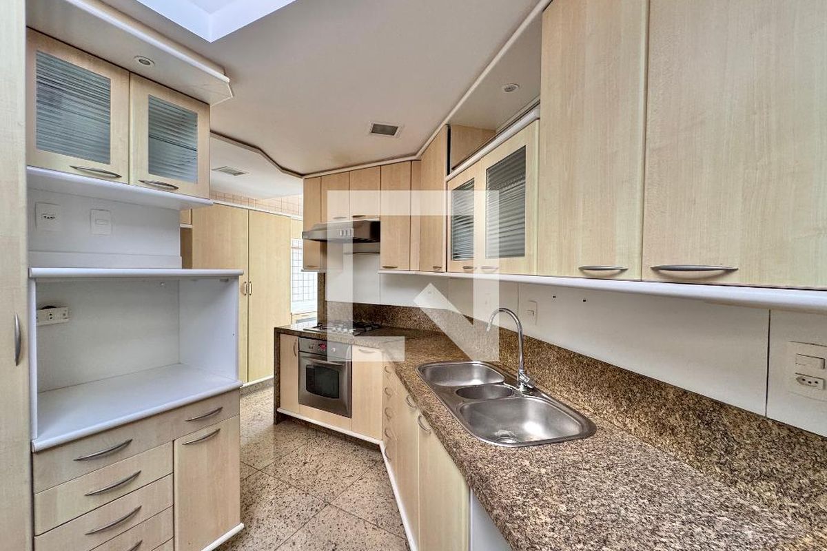 Cobertura, 3 quartos, 270 m² - Foto 112
