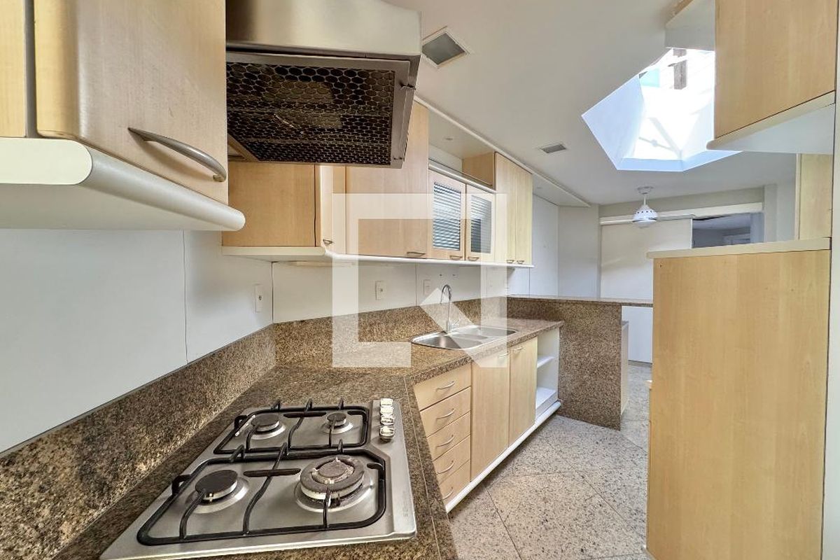 Cobertura, 3 quartos, 270 m² - Foto 114