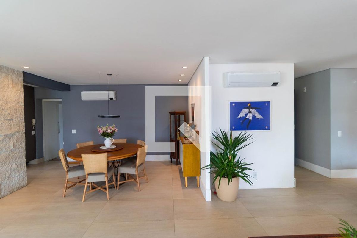 Apartamento à Venda - Cambuí, 3 Quartos,  213 m2 em , Campinas - sp | SoloBR