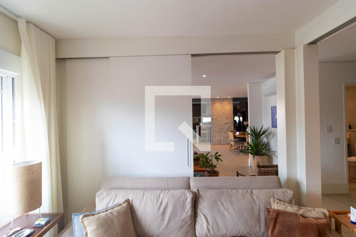 Apartamento à Venda - Cambuí, 3 Quartos,  213 m2 em , Campinas - sp | SoloBR