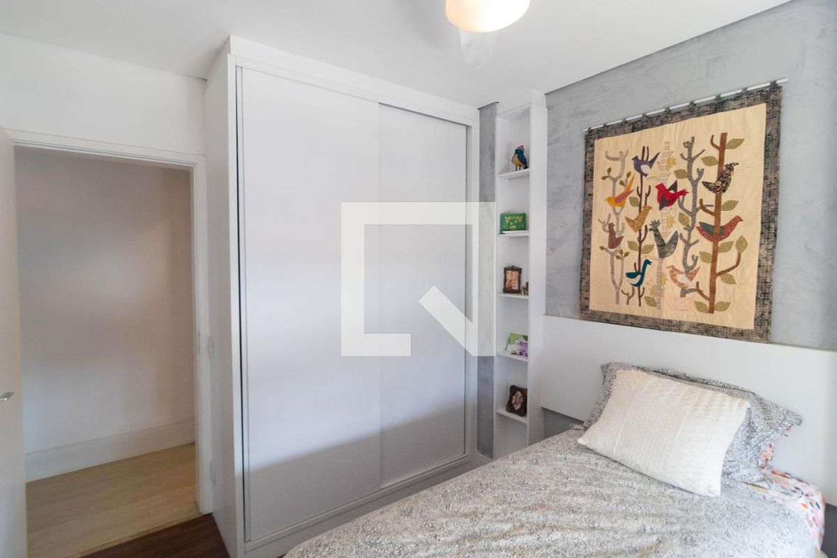 Apartamento à Venda - Cambuí, 3 Quartos,  213 m2 em , Campinas - sp | SoloBR