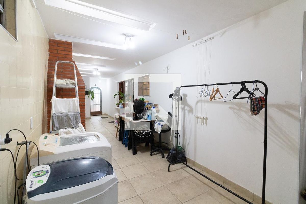 Casa, 3 quartos, 220 m² - Foto 64
