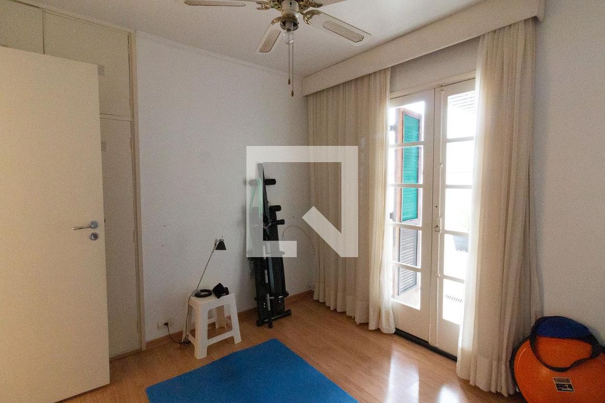 Casa, 3 quartos, 220 m² - Foto 26