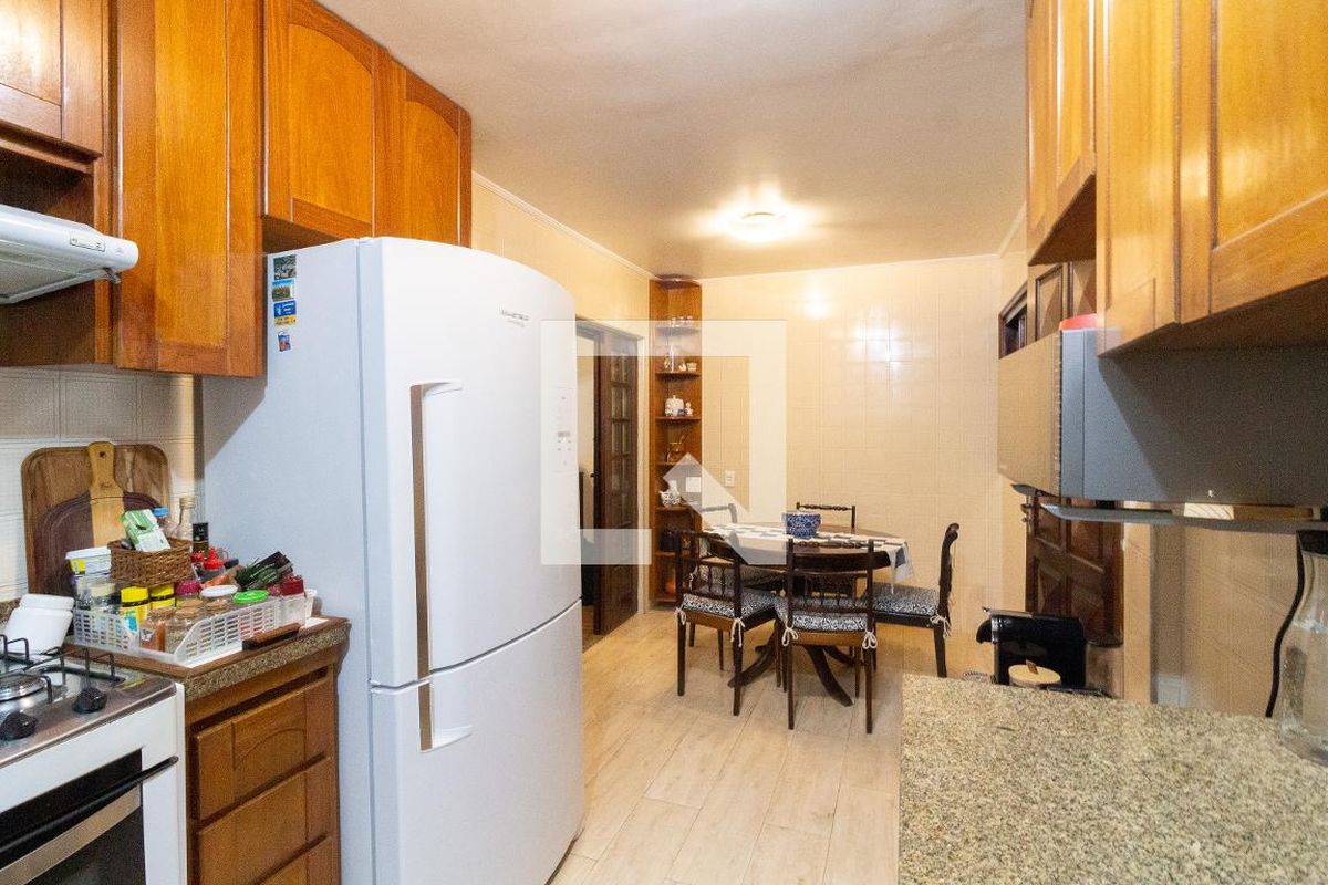Casa, 3 quartos, 220 m² - Foto 56