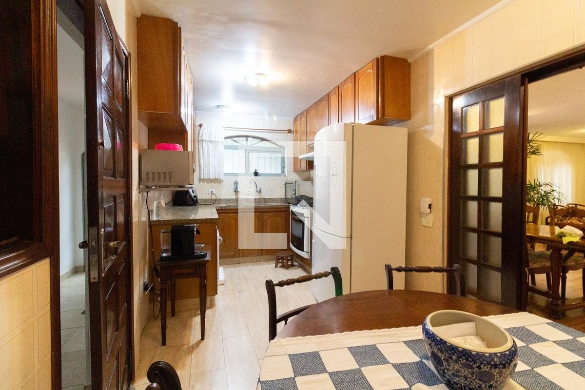 Casa, 3 quartos, 220 m² - Foto 54