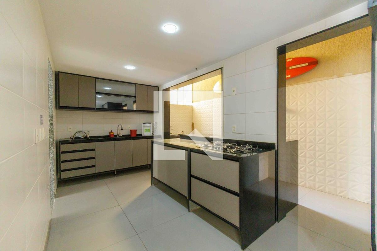 Casa, 4 quartos, 215 m² - Foto 98