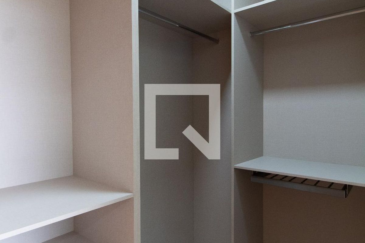 Casa à Venda - Lot. Alphaville Campinas, 4 Quartos,  531 m2 em , Campinas - sp | SoloBR