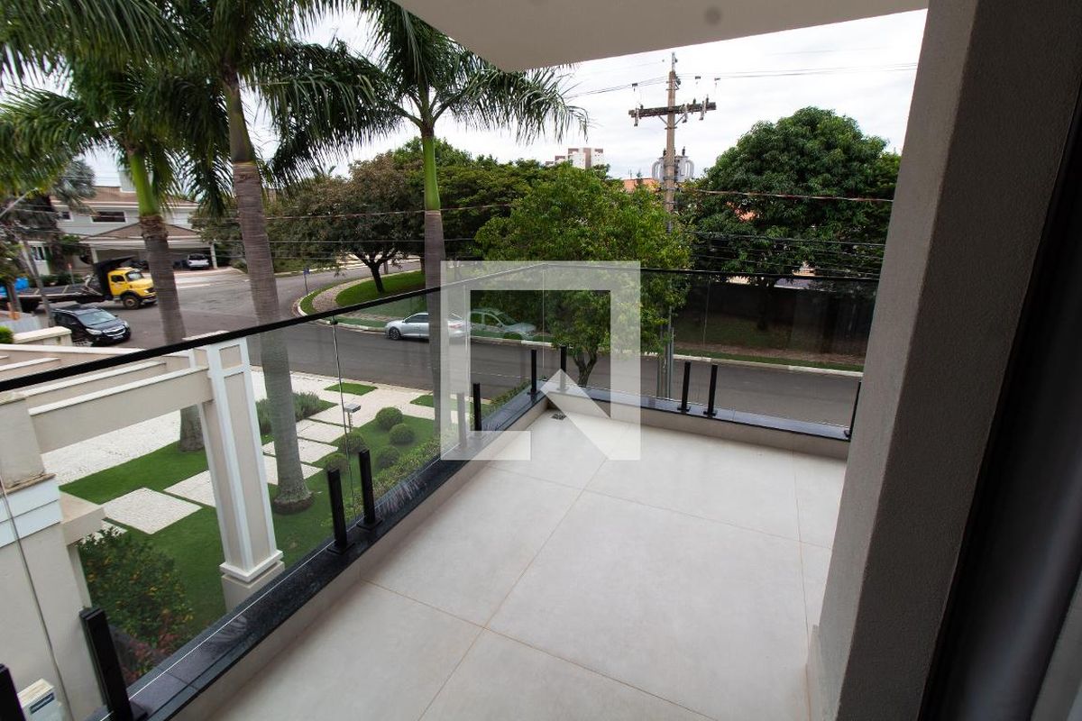 Casa à Venda - Lot. Alphaville Campinas, 4 Quartos,  531 m2 em , Campinas - sp | SoloBR