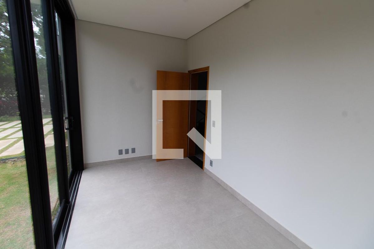 Casa à Venda - Lot. Alphaville Campinas, 4 Quartos,  531 m2 em , Campinas - sp | SoloBR