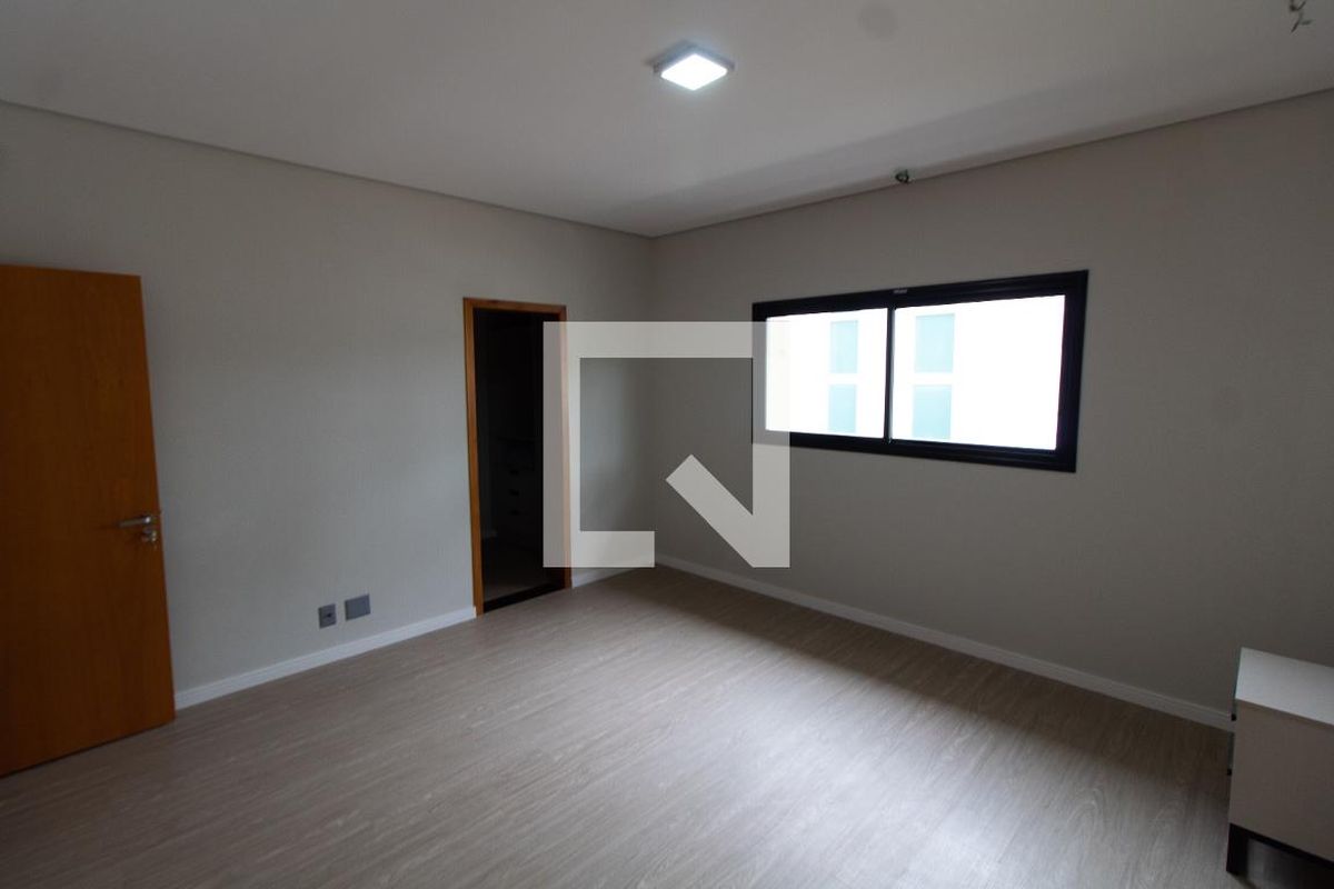 Casa à Venda - Lot. Alphaville Campinas, 4 Quartos,  531 m2 em , Campinas - sp | SoloBR