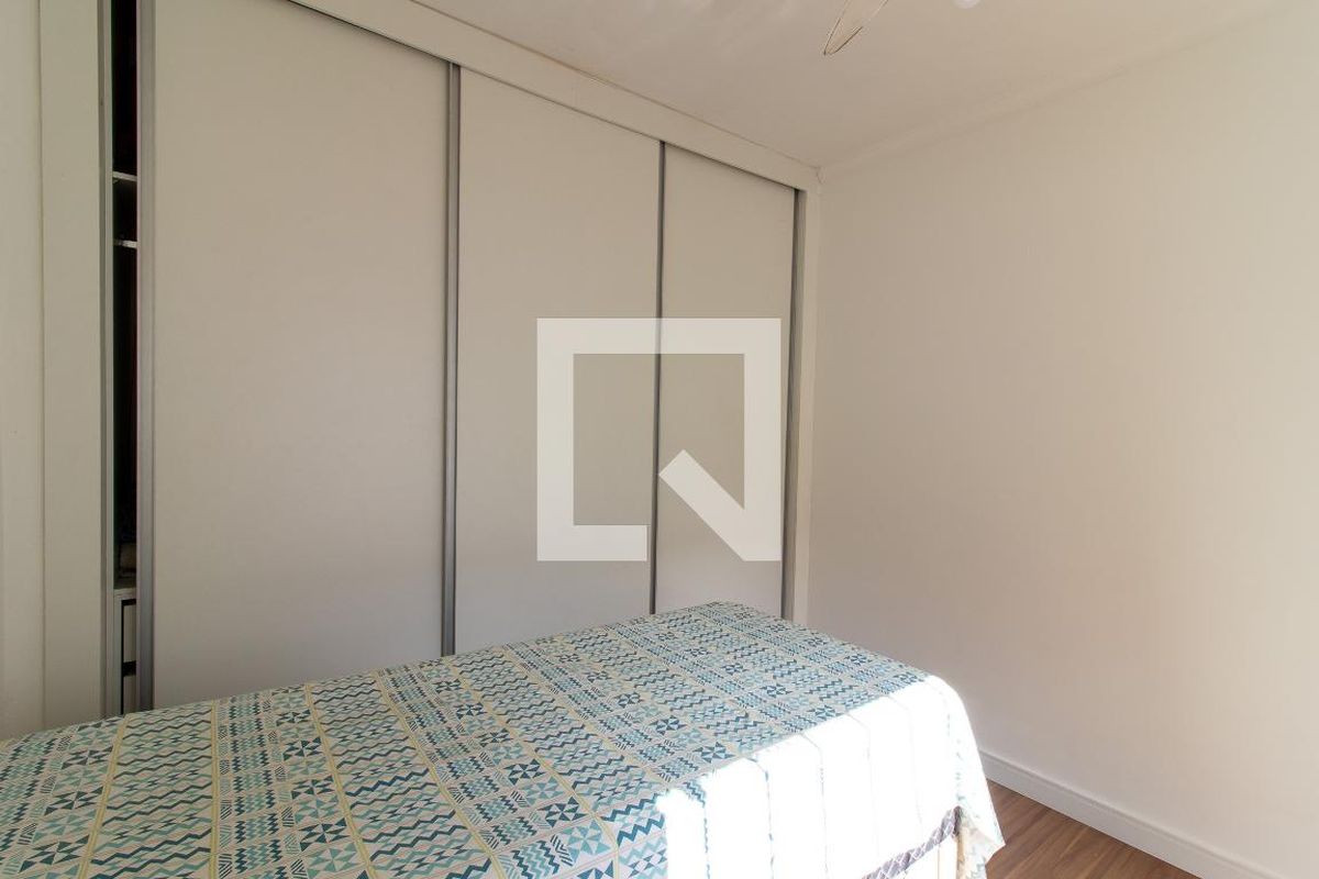 Casa à Venda - Jardim Flamboyant, 3 Quartos,  240 m2 em , Campinas - sp | SoloBR