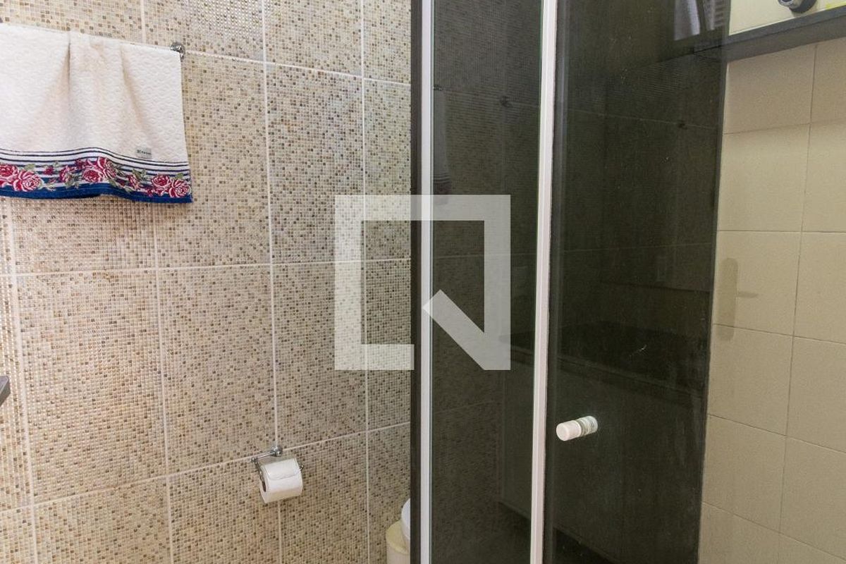 Casa à Venda - Jardim Flamboyant, 3 Quartos,  240 m2 em , Campinas - sp | SoloBR