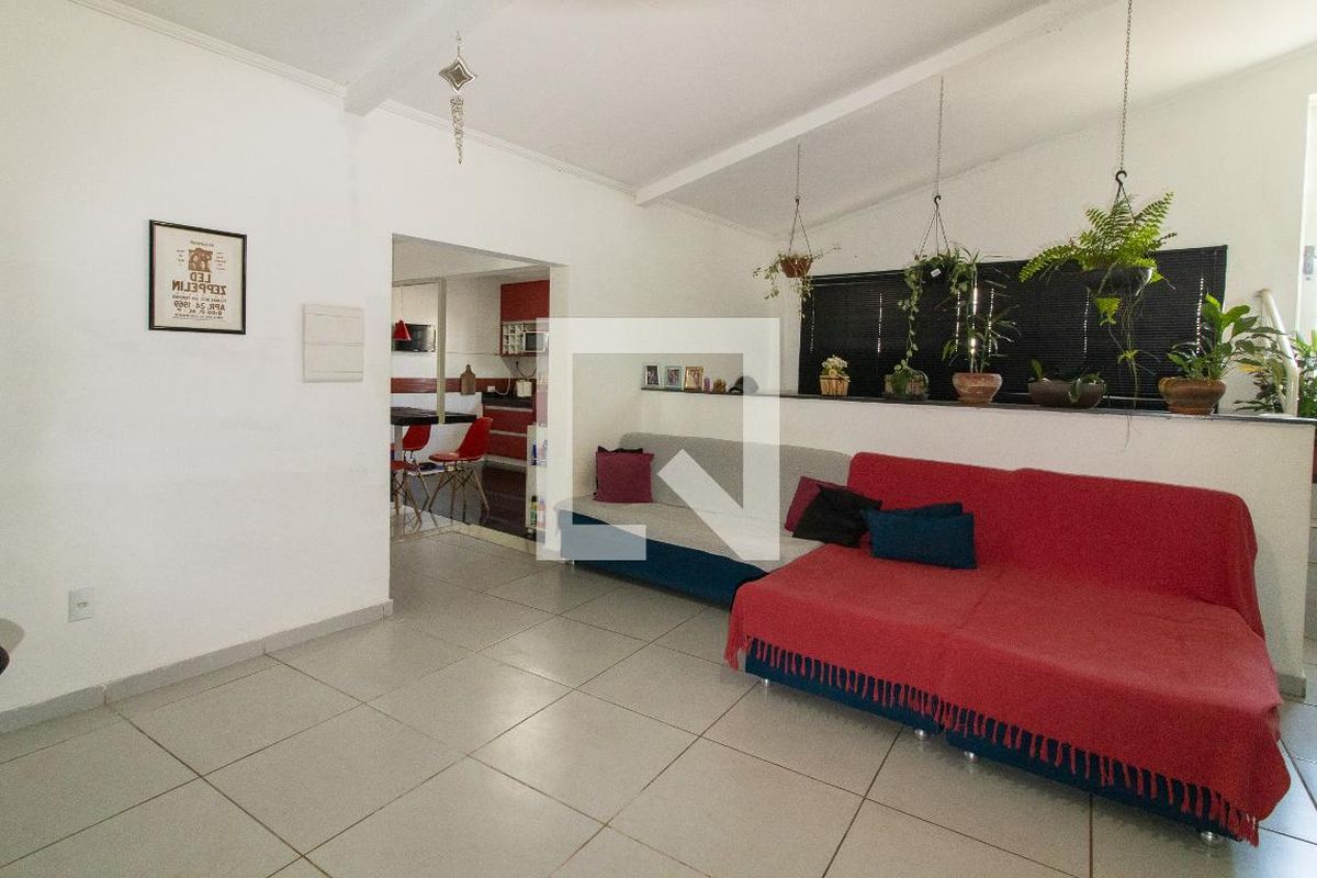 Casa à Venda - Jardim Flamboyant, 3 Quartos,  240 m2 em , Campinas - sp | SoloBR