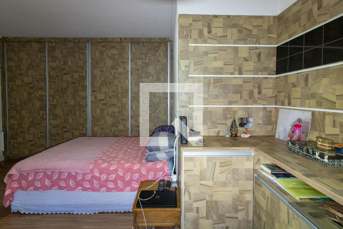 Casa à Venda - Jardim Flamboyant, 3 Quartos,  240 m2 em , Campinas - sp | SoloBR