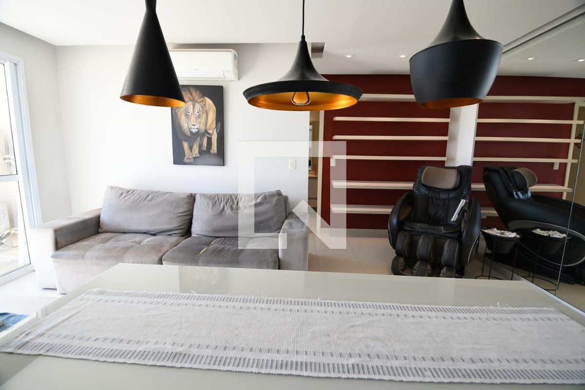 Apartamento à Venda - Cambuí, 1 Quarto,  45 m2 em , Campinas - sp | SoloBR