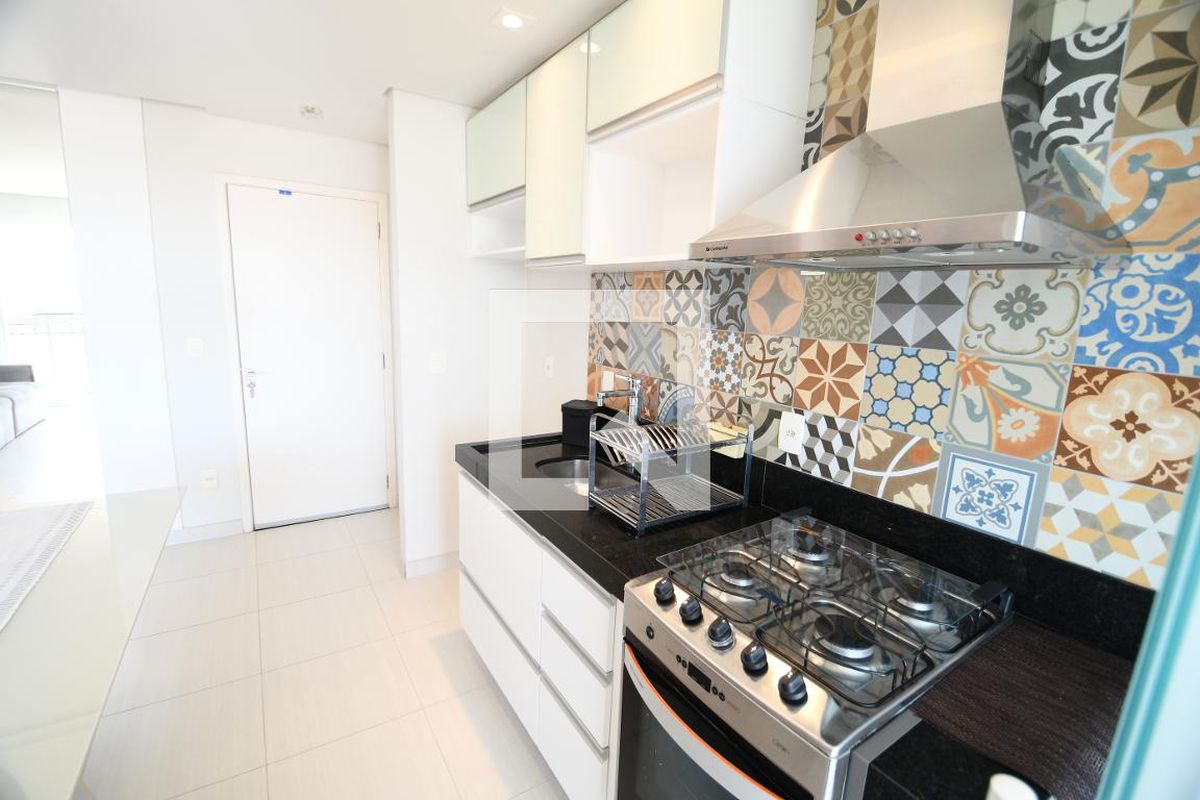 Apartamento à Venda - Cambuí, 1 Quarto,  45 m2 em , Campinas - sp | SoloBR