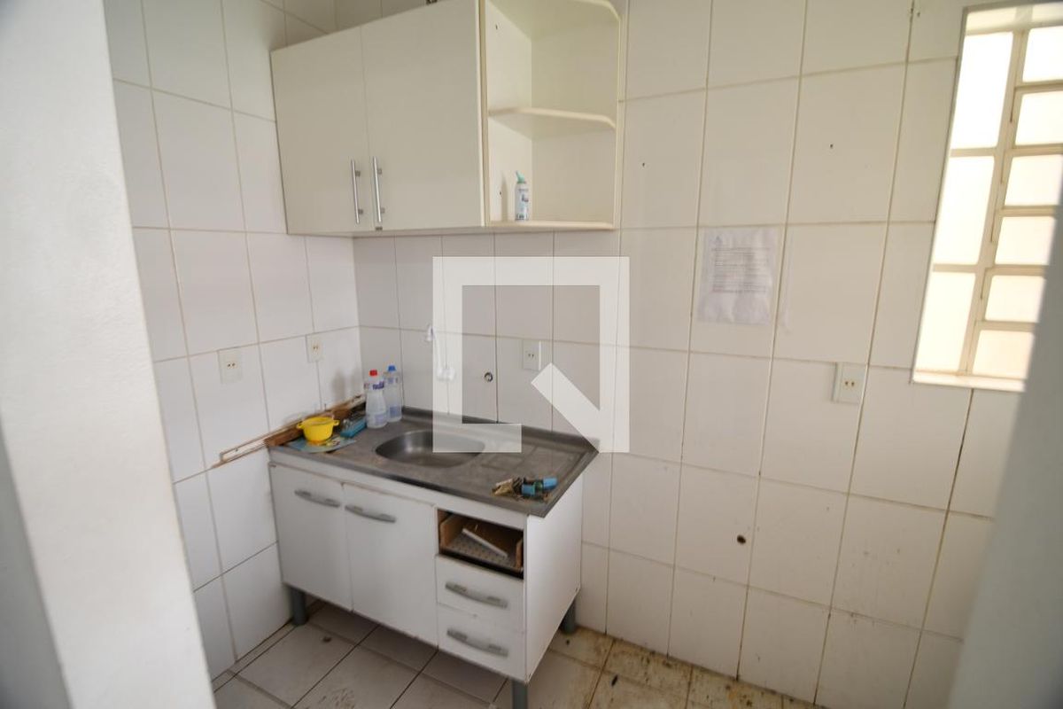 Casa à Venda - Mansões Santo Antônio, 3 Quartos,  400 m2 em , Campinas - sp | SoloBR