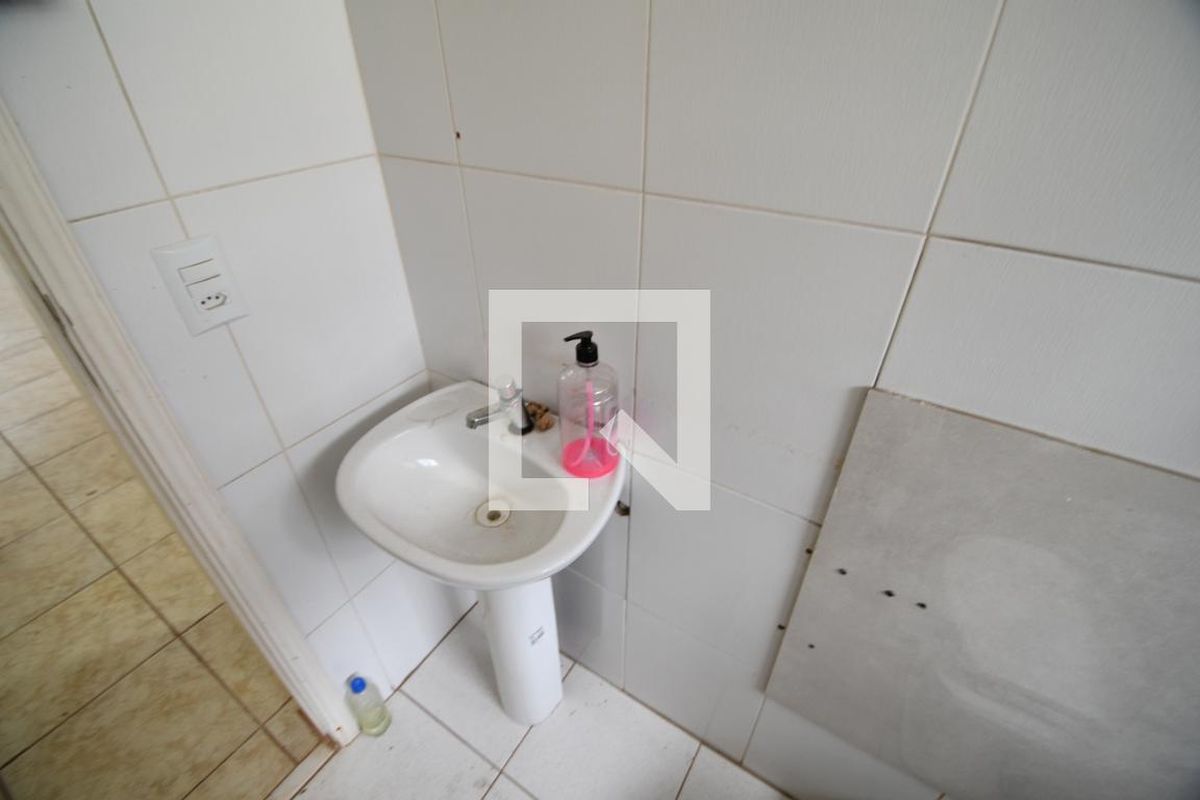 Casa à Venda - Mansões Santo Antônio, 3 Quartos,  400 m2 em , Campinas - sp | SoloBR