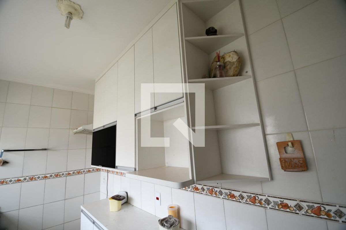Casa à Venda - Mansões Santo Antônio, 3 Quartos,  400 m2 em , Campinas - sp | SoloBR