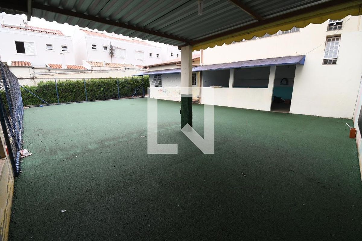 Casa à Venda - Mansões Santo Antônio, 3 Quartos,  400 m2 em , Campinas - sp | SoloBR