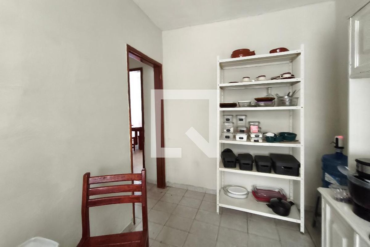Casa à Venda - Jardim do Lago, 3 Quartos,  300 m2 em , Campinas - sp | SoloBR