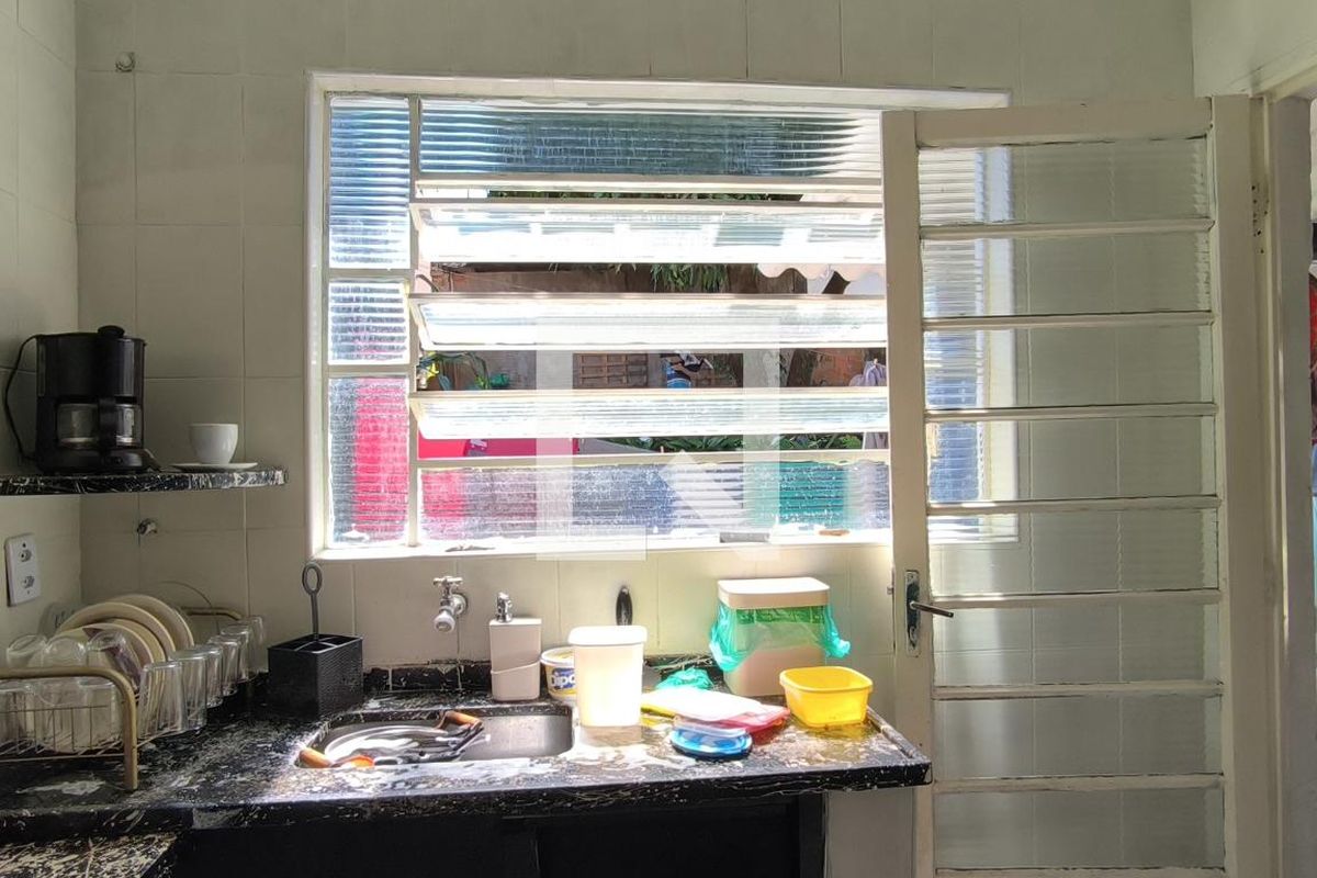 Casa à Venda - Jardim do Lago, 3 Quartos,  300 m2 em , Campinas - sp | SoloBR