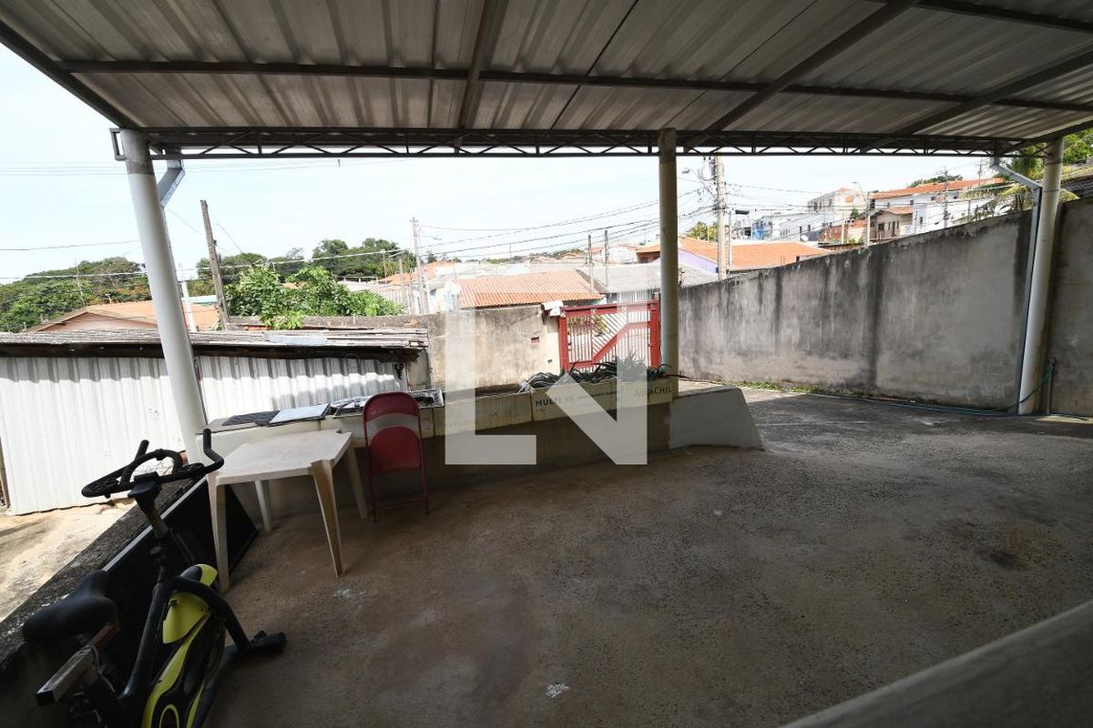 Casa à Venda - Jardim Santana, 2 Quartos,  80 m2 em , Campinas - sp | SoloBR