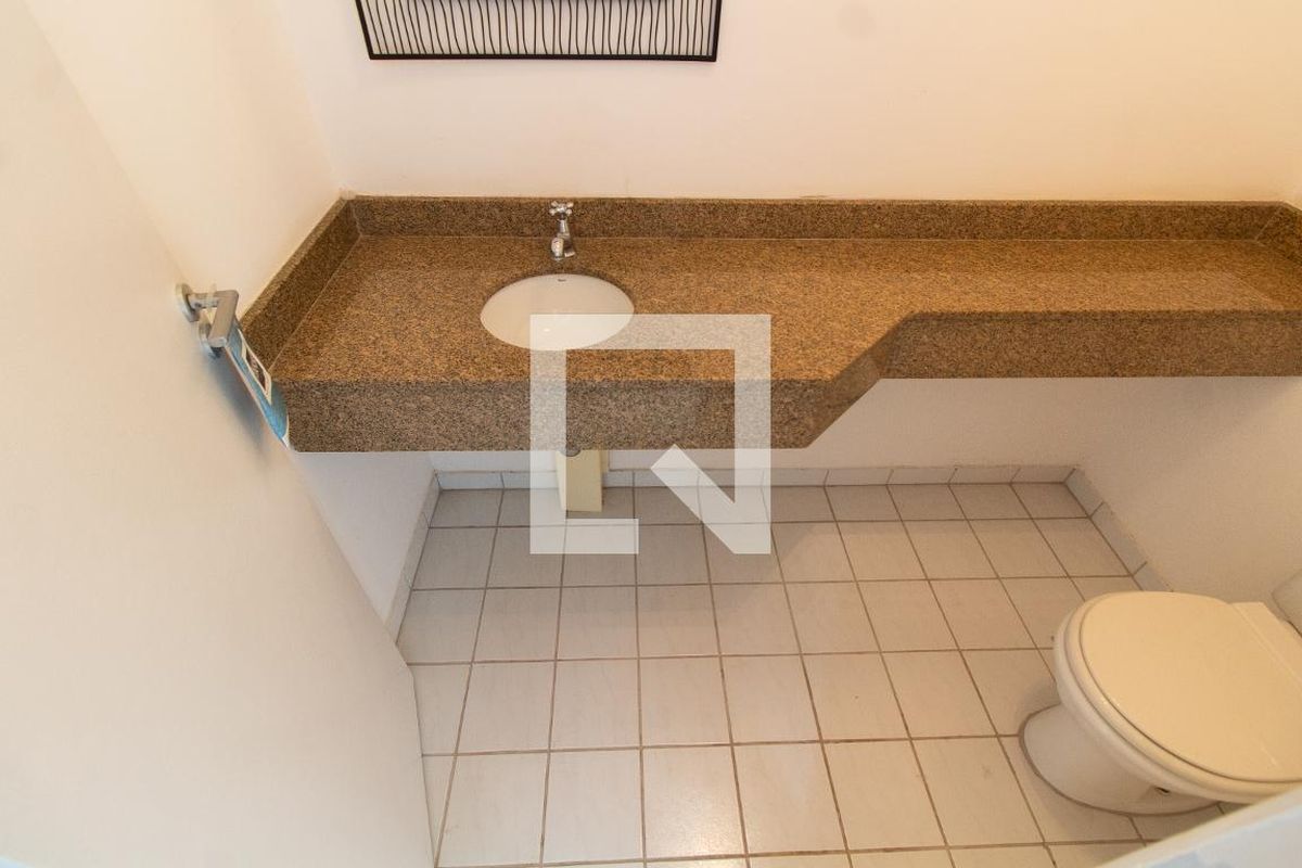 Apartamento à Venda - Vila Brandina, 4 Quartos,  256 m2 em , Campinas - sp | SoloBR