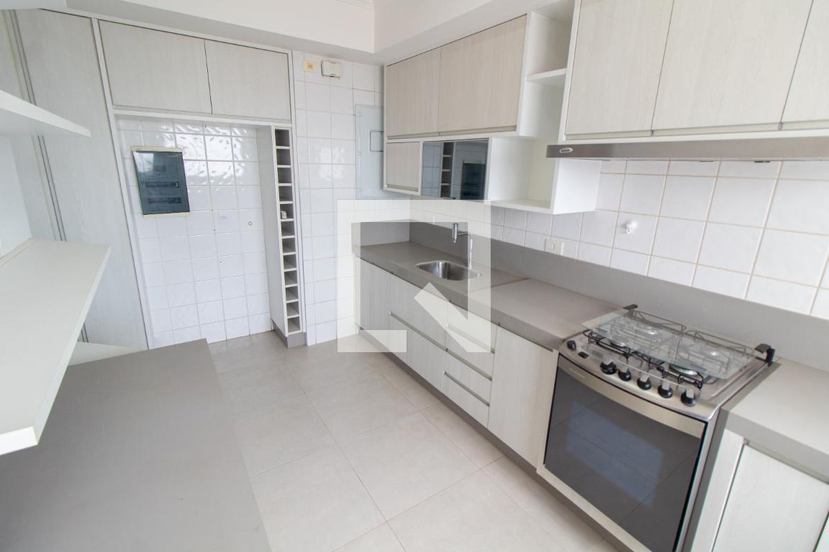 Apartamento à Venda - Vila Brandina, 4 Quartos,  256 m2 em , Campinas - sp | SoloBR
