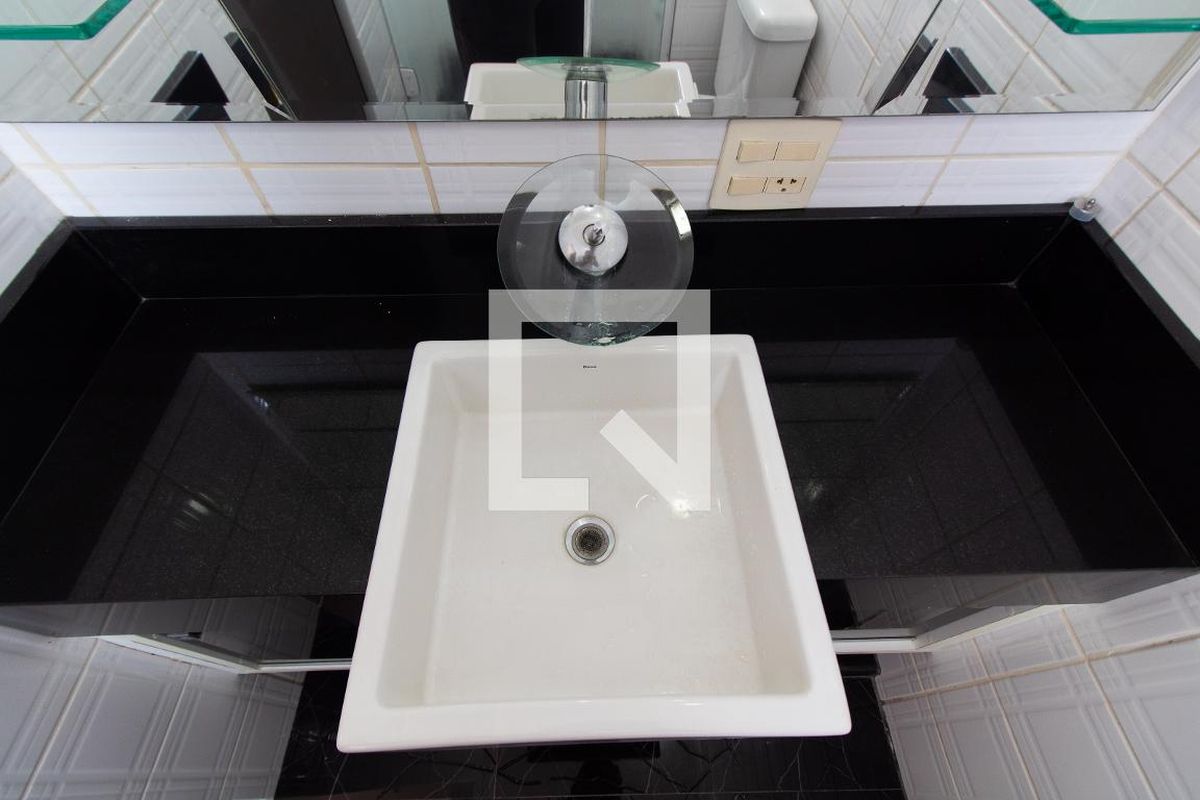 Apartamento à Venda - Vila Brandina, 4 Quartos,  256 m2 em , Campinas - sp | SoloBR