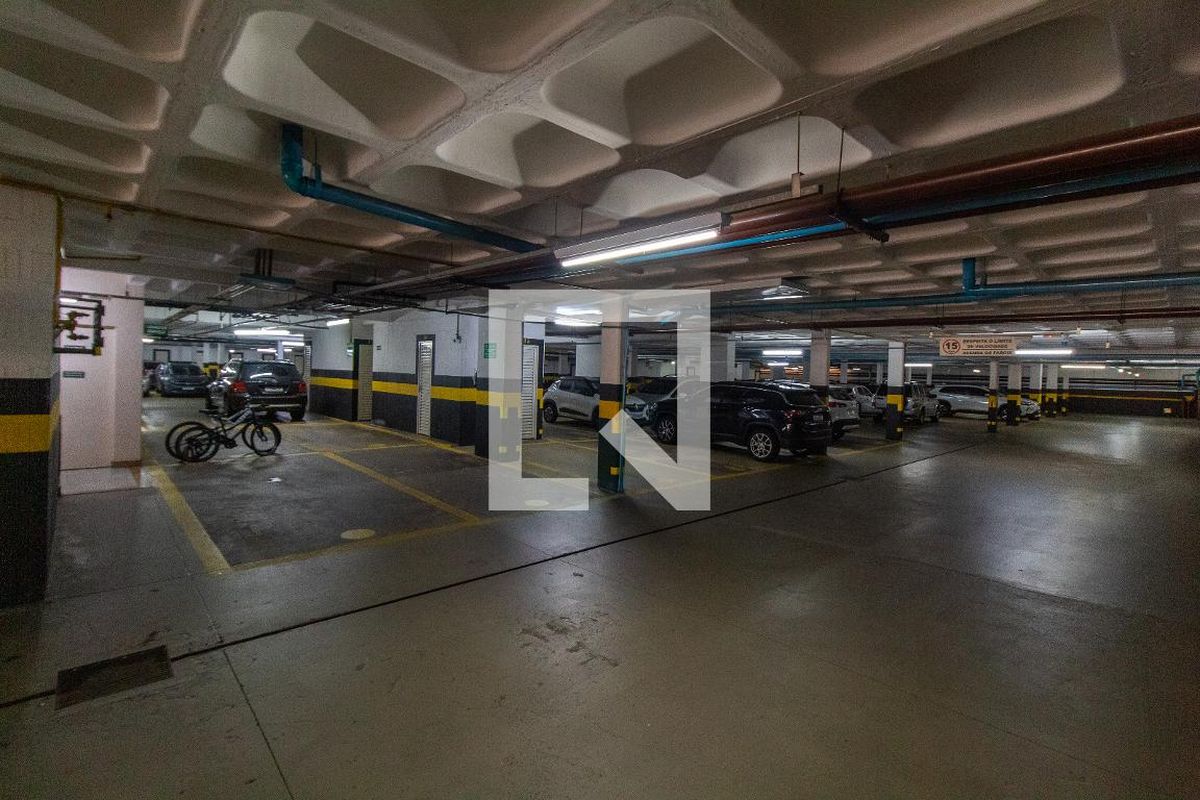 Apartamento à Venda - Vila Brandina, 4 Quartos,  256 m2 em , Campinas - sp | SoloBR